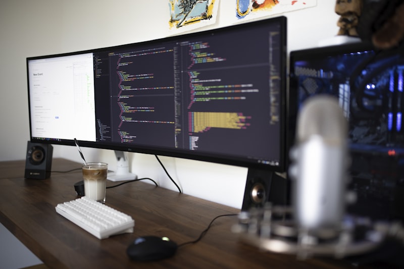Thao tác dữ liệu với SQL Server bằng Python: Tạo bảng SQL Server tự động từ schema trong Pandas